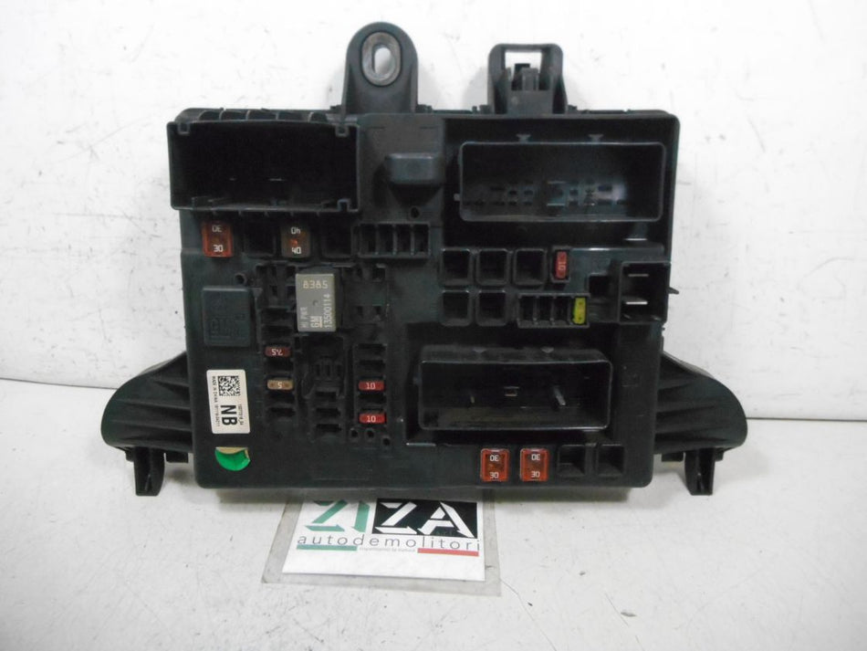 Scatola Fusibili Opel Insignia A SW 2.0 CDTI 118kw 160cv 2010 13277318
