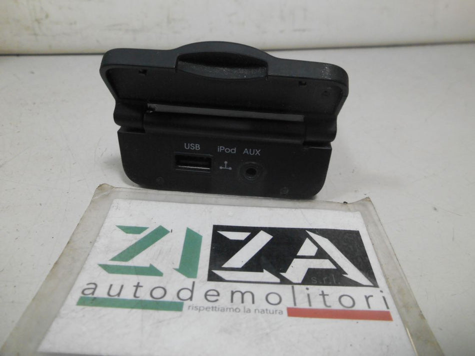 Presa Porta Ingresso AUX USB Kia Picanto SA Res 2009 96120-07100