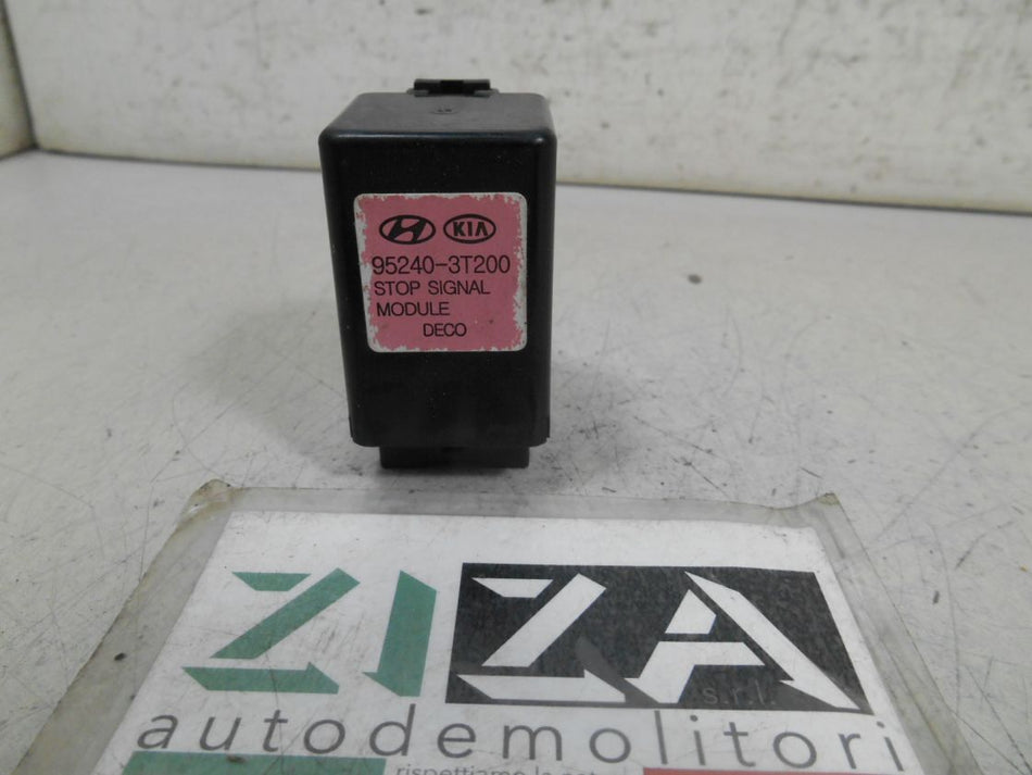 Relè Segnale Stop Hyundai ix20 2014 95240-3T200