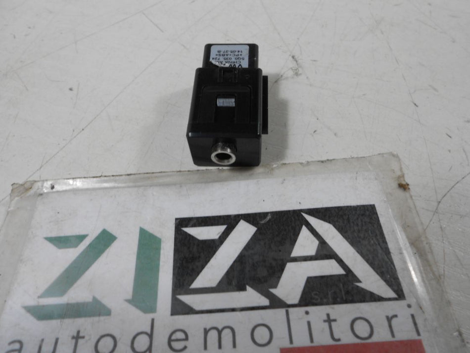 Presa Porta Ingresso AUX Skoda Octavia 5E 2015 5Q0035724
