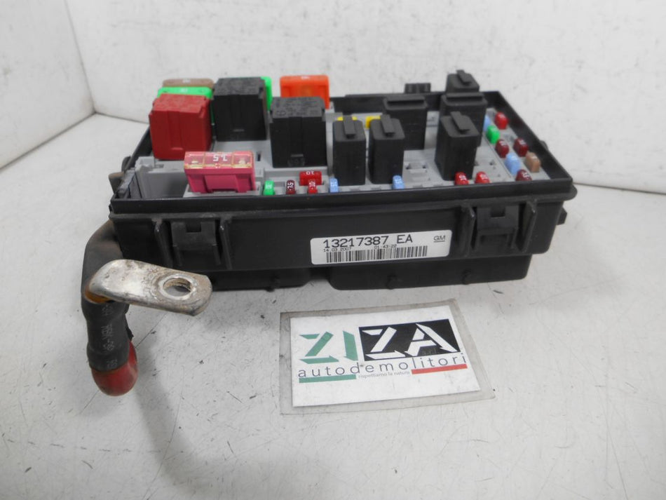Scatola Fusibili Opel Corsa D 1.2 59kw 80cv Z12XEP 2007 13217387 EA