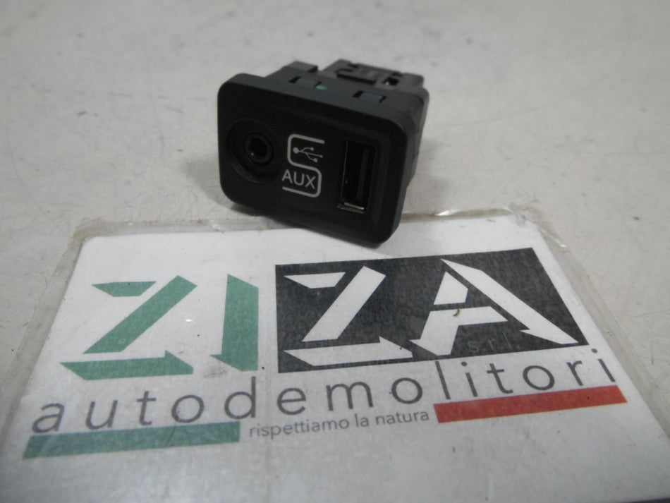 Presa Porta Ingresso AUX USB Alfa Giulietta 2012 156099976