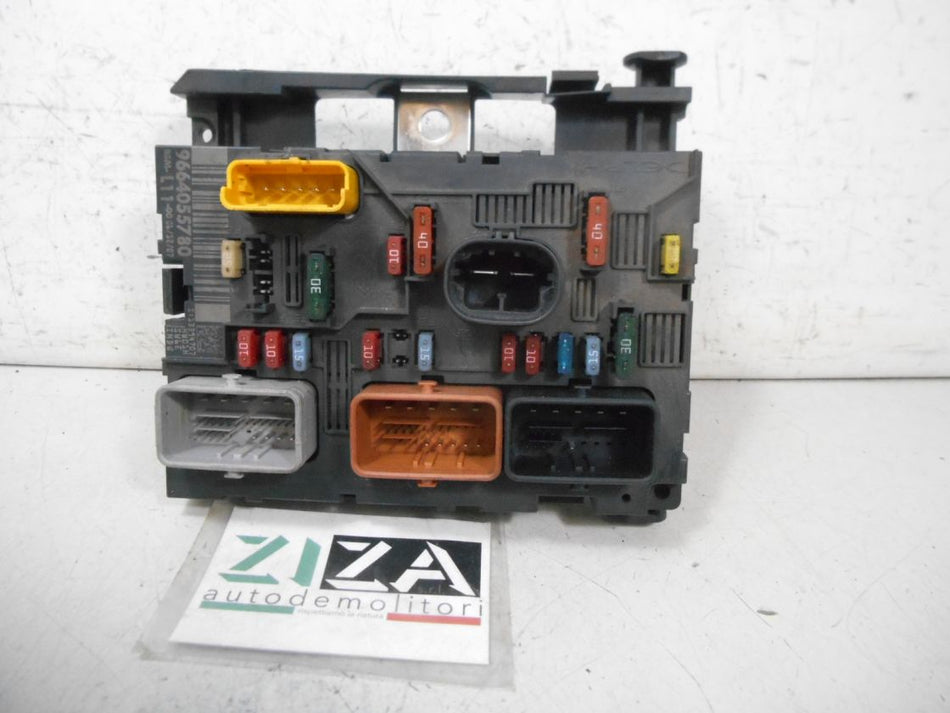 Scatola Fusibili Centralina BSM Peugeot 307 SW 9HV 2008 9664055780 IND:Q