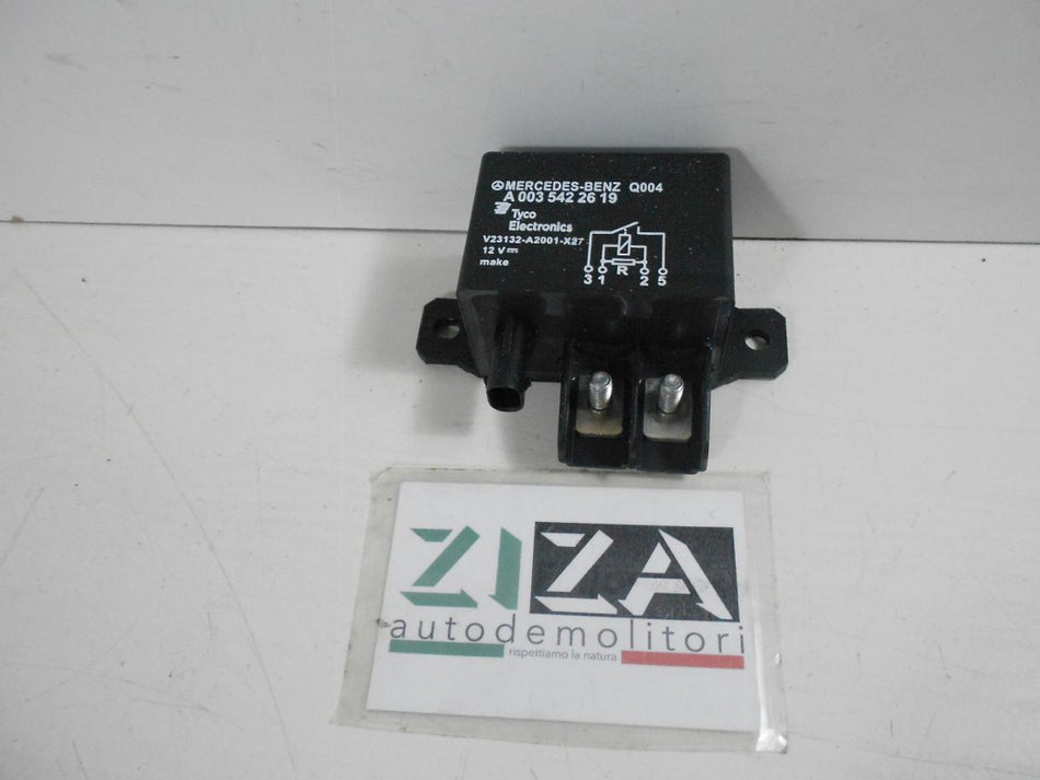 Relè Batteria Mercedes W212 2012 A0035422619