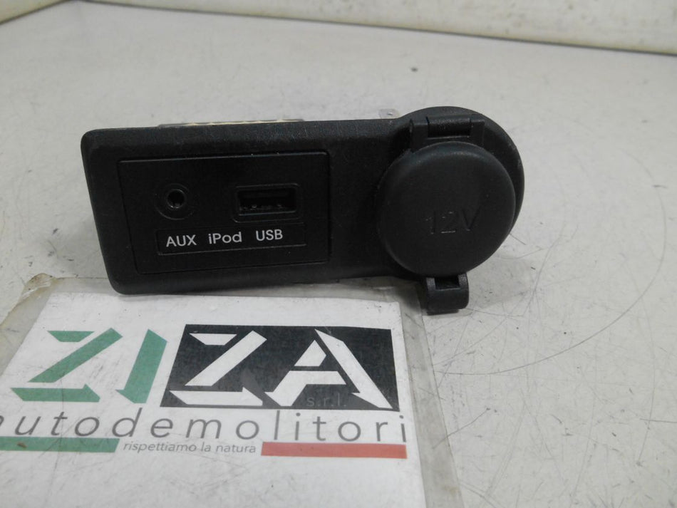 Presa Porta Ingresso AUX USB Hyundai ix20 2014 96120-1K000