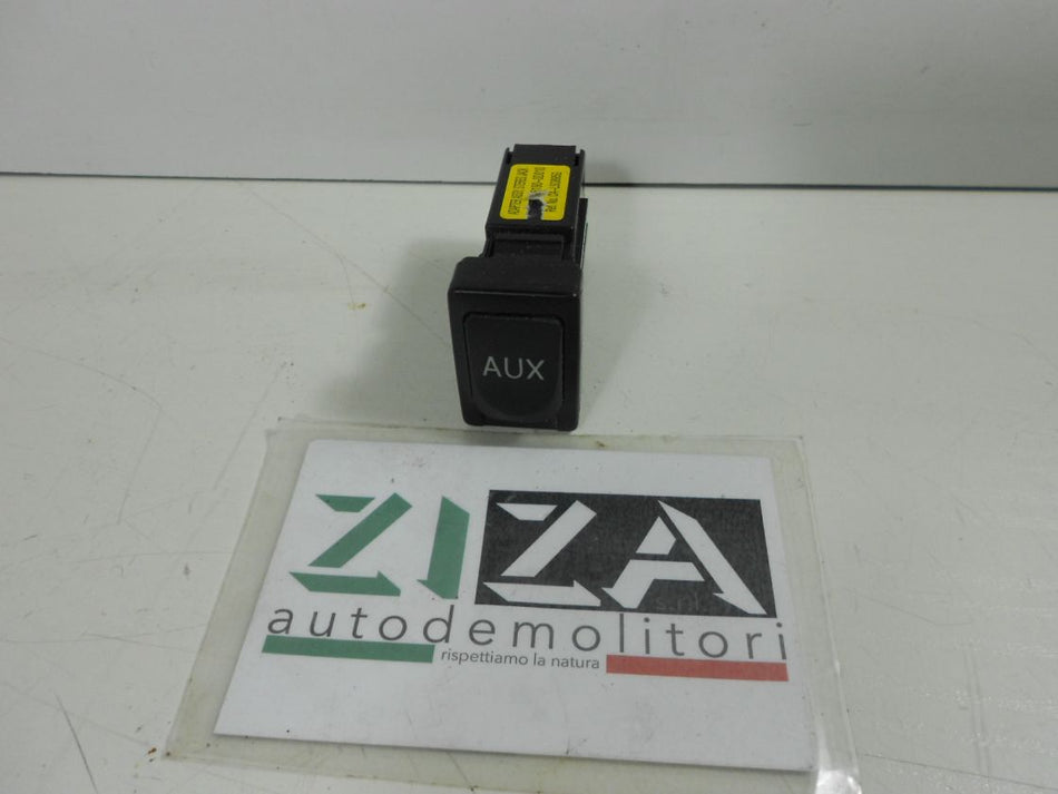 Presa Porta Ingresso AUX Toyota Yaris XP90 2010 86190-0D010