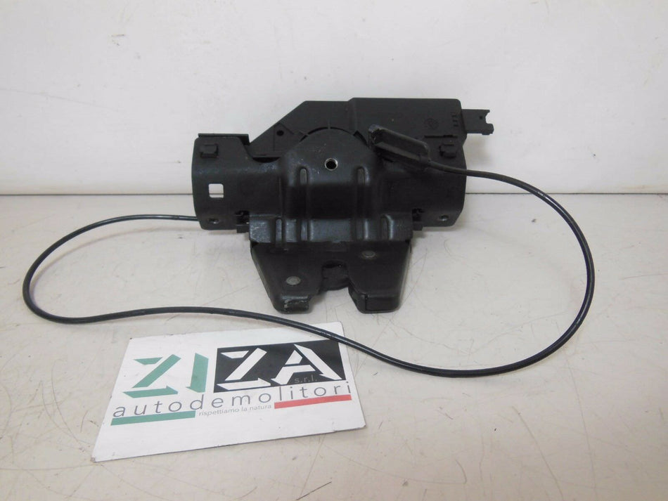 Serratura Elettrica Portellone Posteriore BMW E87 / E90 2005 8196401 4 Pin