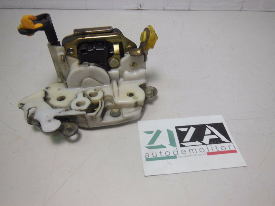 Serratura Anteriore Destra Nissan Micra K11 2000