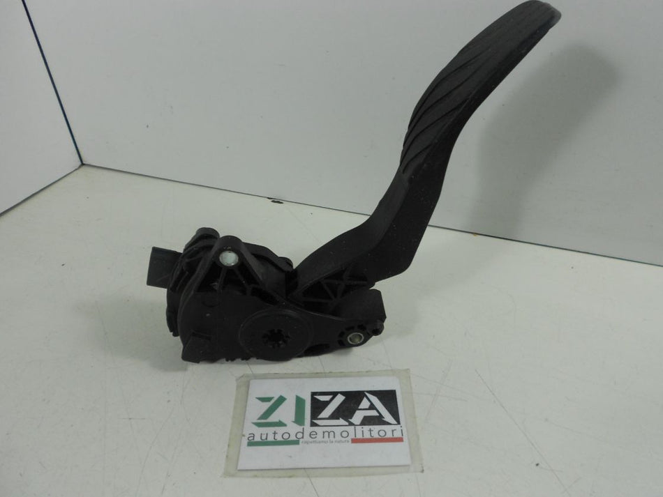 Pedale Acceleratore Nissan Qashqai J11 1.5 81kw K9K 2017 18002-4BA0B