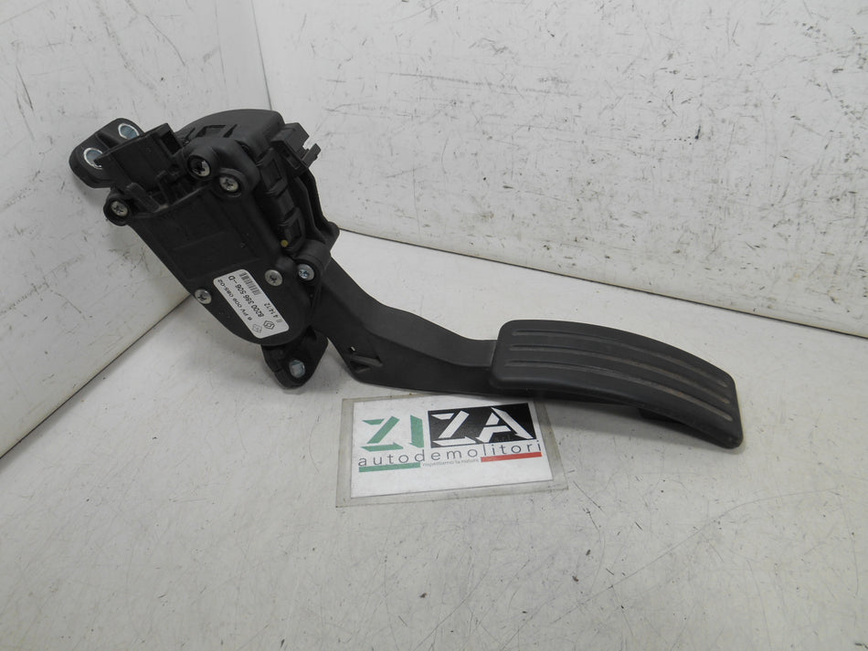 Pedale Acceleratore Dacia Duster I 1.6 B/GPL 77kw K4M H6 2012 8200386506-D