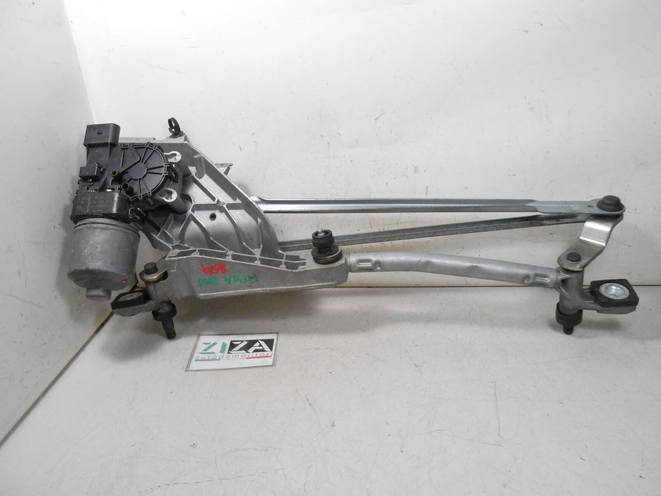 Tergicristalli Anteriore Completo Ford Fiesta VI 2010 8A61-17K484-AD
