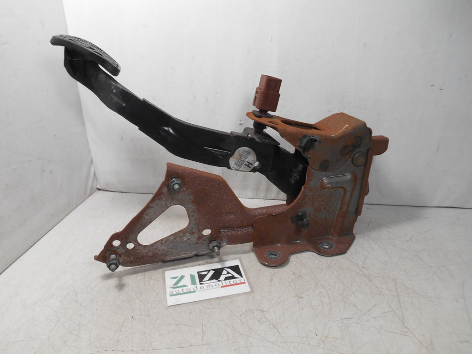 Pedale Freno Nissan Qashqai +2 2.0 DCI 110kw M9R 2009 E001046X11