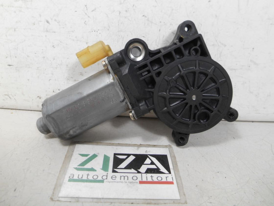 Motorino Alzacristalli Anteriore Destro BMW E46 1999 67.62-83620640 0130821717