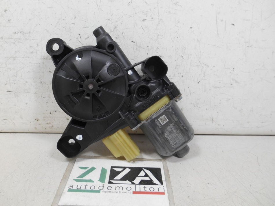 Motorino Alzacristalli Posteriore Destro Ford Kuga III 2022 0130822090 CM0940900