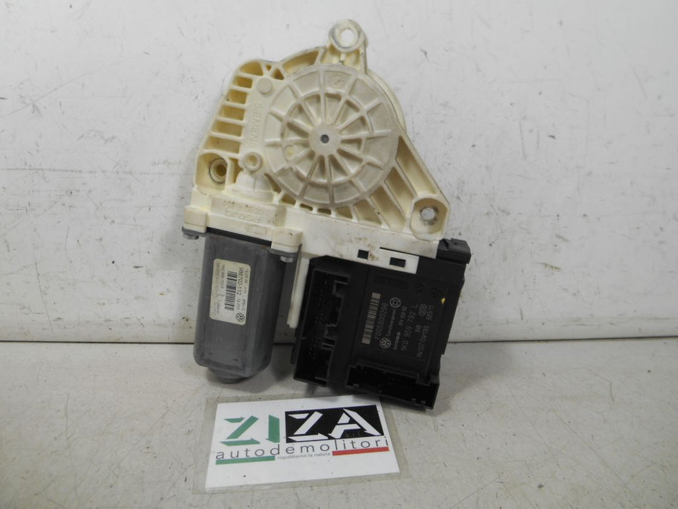 Motorino Alzacristalli Anteriore Destro VW Passat 3C 2006 1K0959792L 1K0959702P