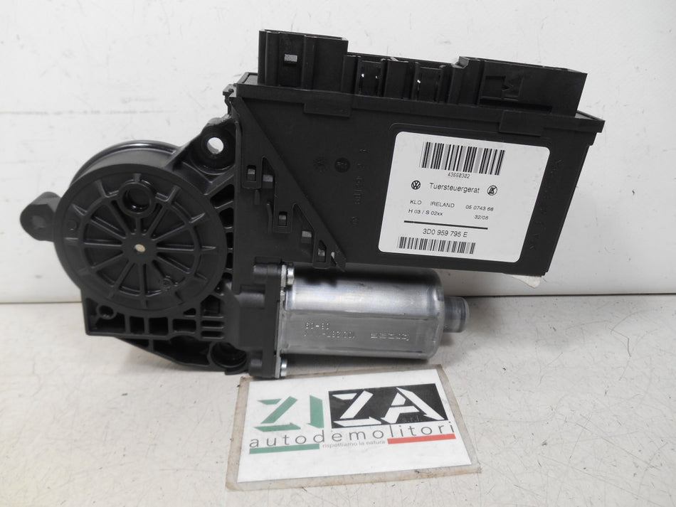 Motorino Alzacristalli Posteriore Sinistro VW Touareg 2009 3D0959795E 7L6959703