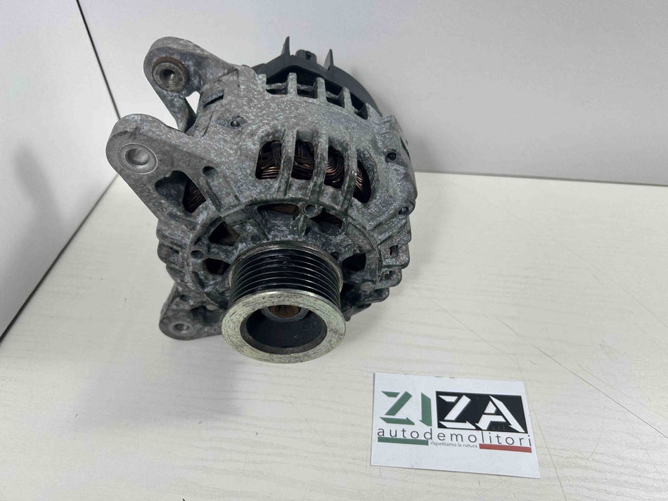 Alternatore Renault Clio III 1.2 16V 75cv D4FD7 2007 8200654541 TG9B042 2543509A