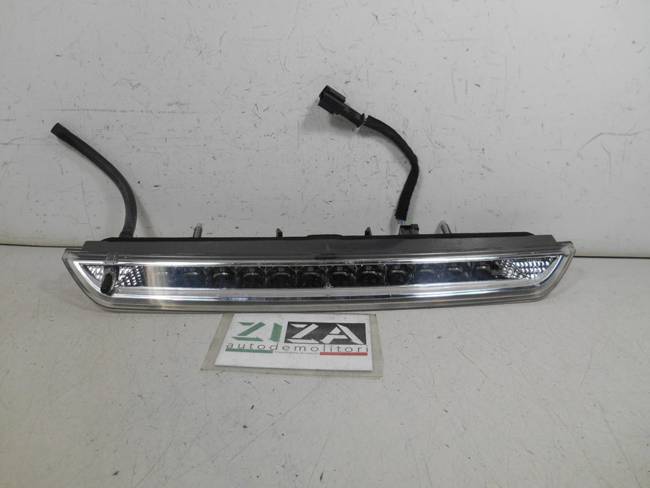 Faro Fanale Posteriore Terzo Stop Peugeot 2008 I Res 2016 9688016380