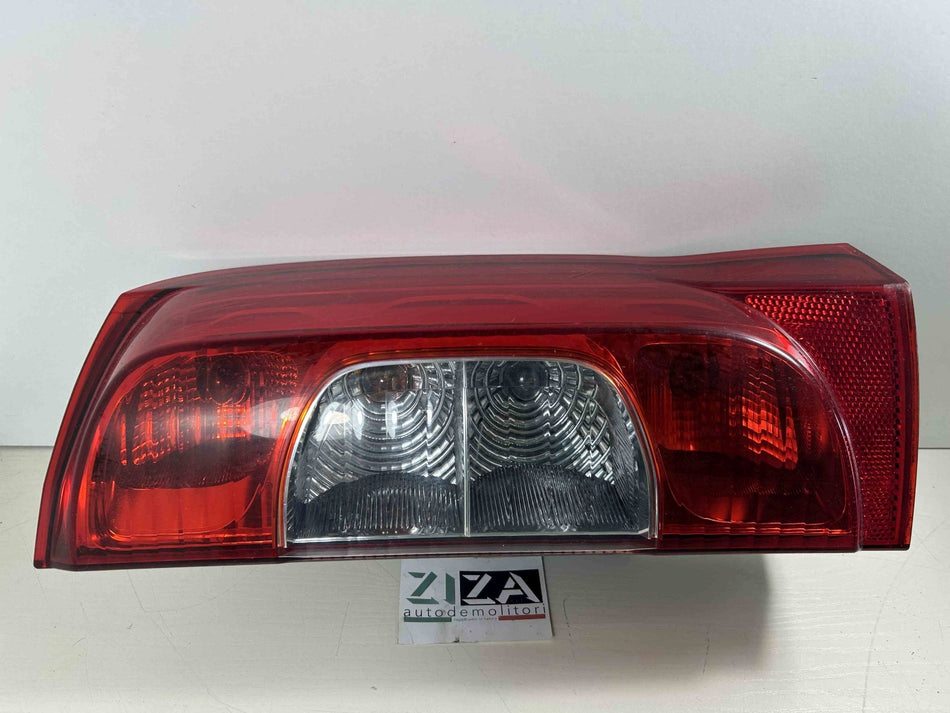 Faro Fanale Posteriore Destro Peugeot Bipper 2010 01353205080E/U