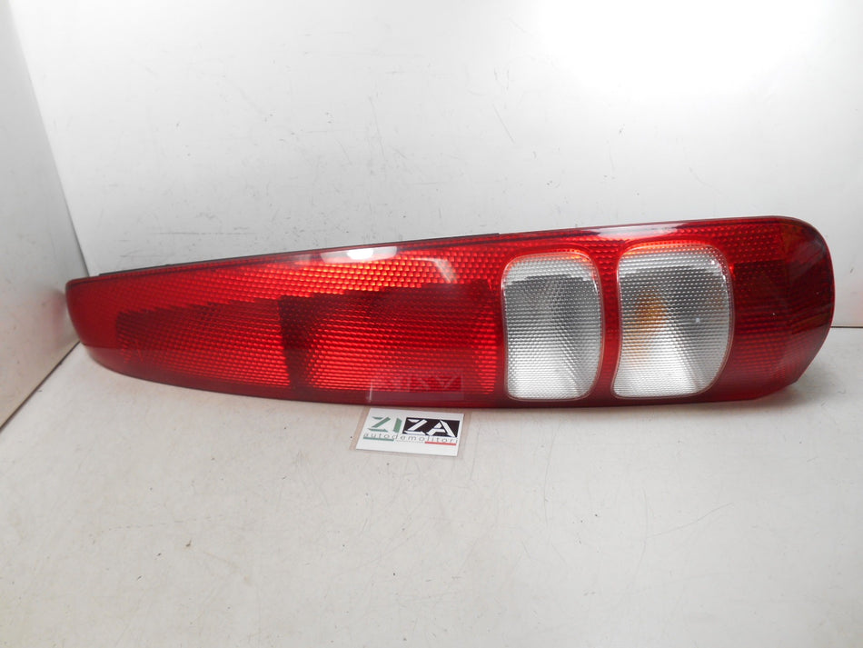 Faro Fanale Posteriore Destro Honda HR-V I 3 Porte 1999 P0003R