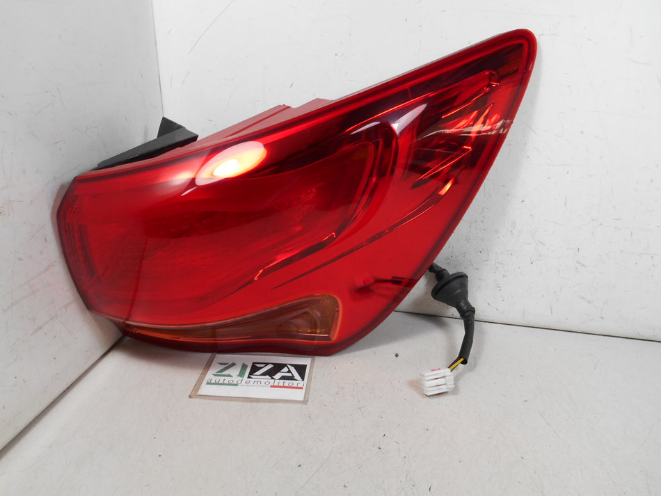 Faro Fanale Posteriore Esterno Destro Kia Cee'd JD SW 2017 92402-A23