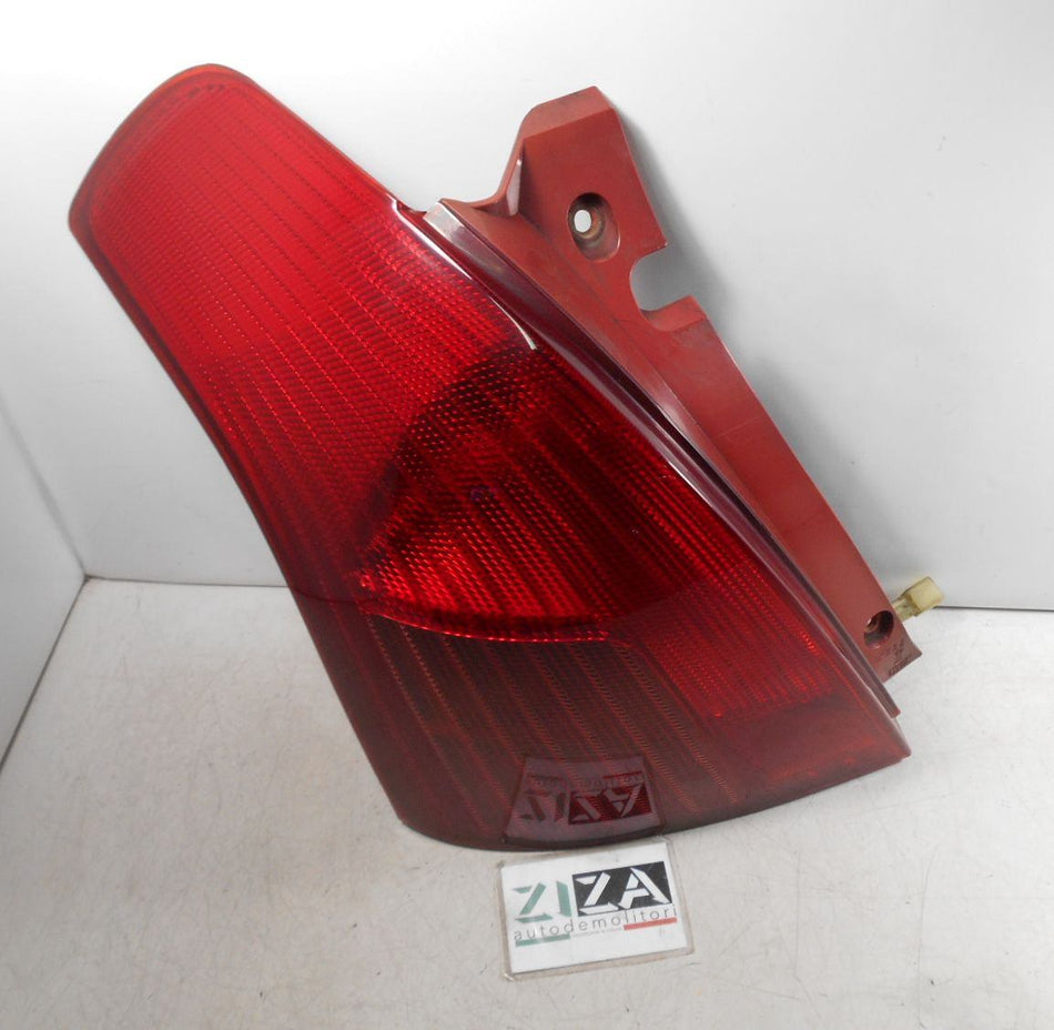 Faro Fanale Posteriore Sinistro Suzuki Swift IV 2005 P4476L