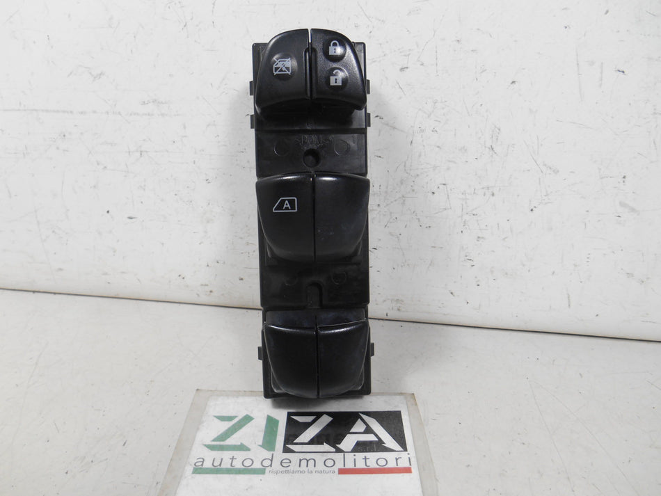Pulsantiera Alzacristalli Anteriore Sinistra Nissan Juke F15 2019 25401-1KA5E