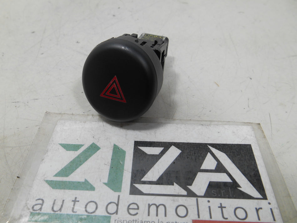 Pulsante 4 Frecce Emergenza Nissan Juke F15 2019 25290-BA60A