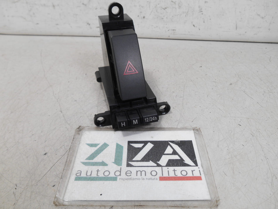 Pulsante 4 Frecce Emergenza Mazda 3 BL 2010 BBP3664H0
