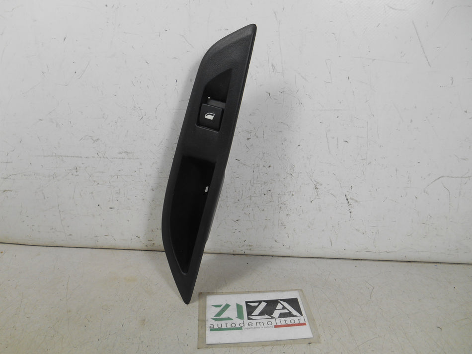 Pulsantiera Alzacristalli Posteriore Destra Peugeot 208 II 2022 9823212580 98044803ZD