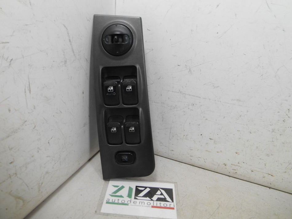 Pulsantiera Alzacristalli Anteriore Sinistra Hyundai Matrix 2002 93570-17100