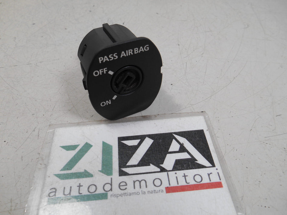 Interruttore Dispositivo Passeggero Land Rover Freelander II 2009 YWL500050PVJ