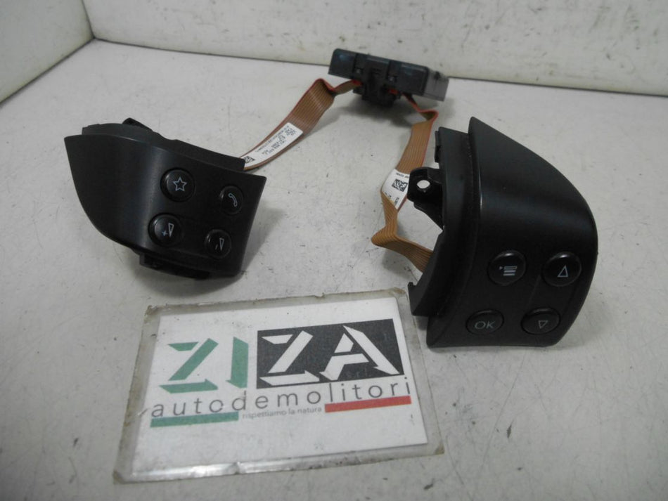 Comandi al Volante VW Passat 3C 2007 1P0959542 1K0959538F 1K0959537J
