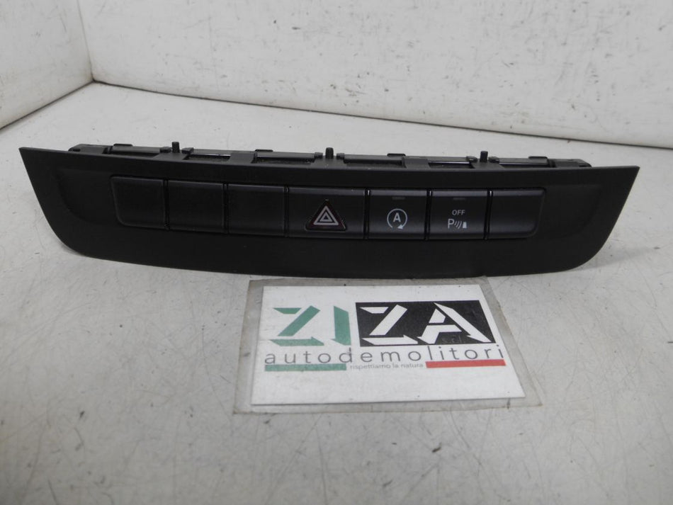 Pulsantiera Centrale Mercedes W176 2015 A2469052902