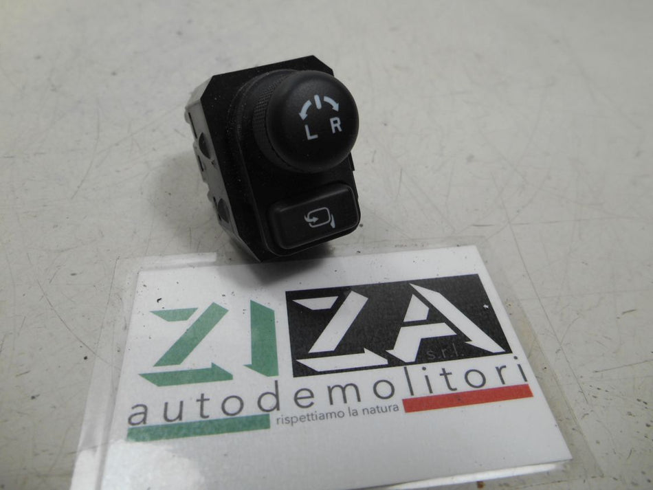 Pulsante Regolazione Specchietti Suzuki Vitara Hybrid LY 2023 57L1 1932T