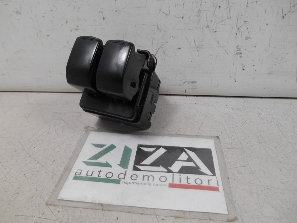 Pulsantiera Alzacristalli Sinistra 2 Tasti Daewoo Kalos 2004 621W04750