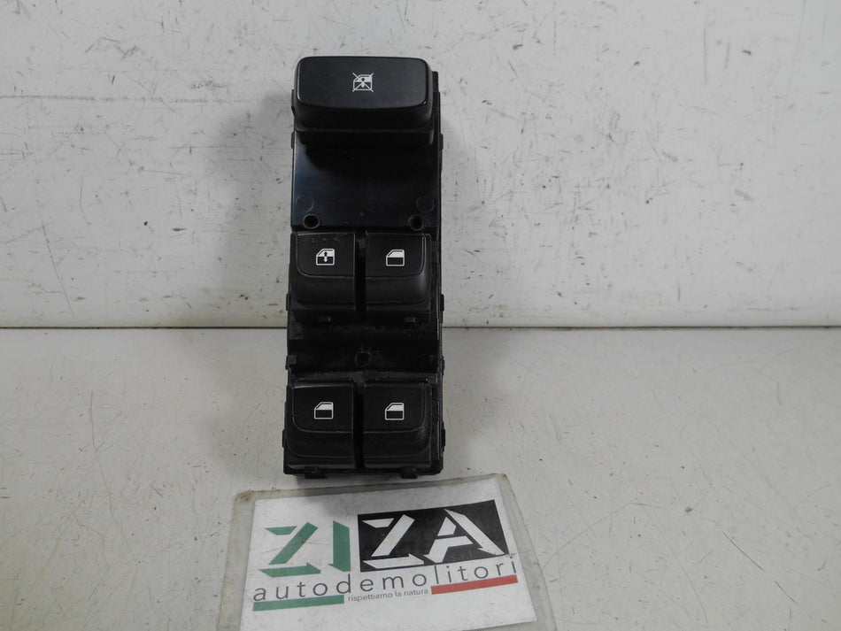 Pulsantiera Alzacristalli Anteriore Sinistra Kia Rio IV 2018 93570-H8100WK