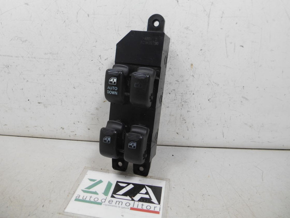 Pulsantiera Alzacristalli Anteriore Sinistra Hyundai Santa Fe 2001 93570-26000