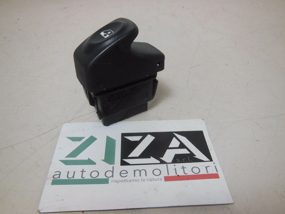 Pulsante Alzacristalli Renault Clio II 1999 838097C
