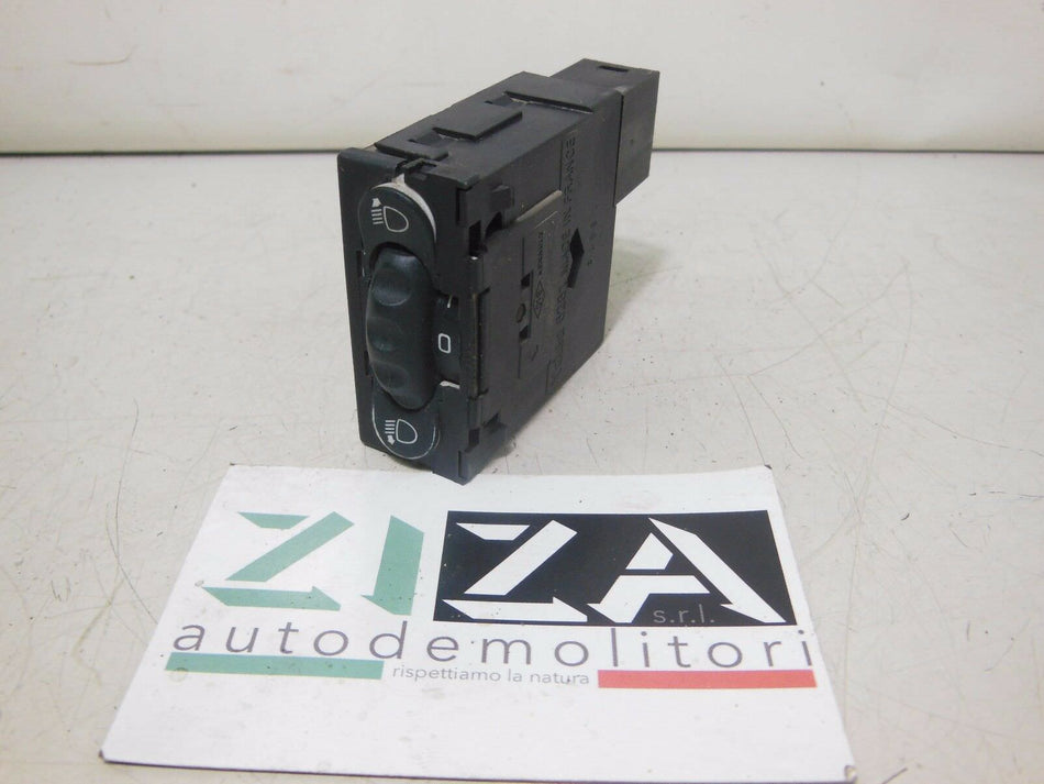 Interruttore Regolazione Fari Renault Megane Scenic 1997 7700841235B