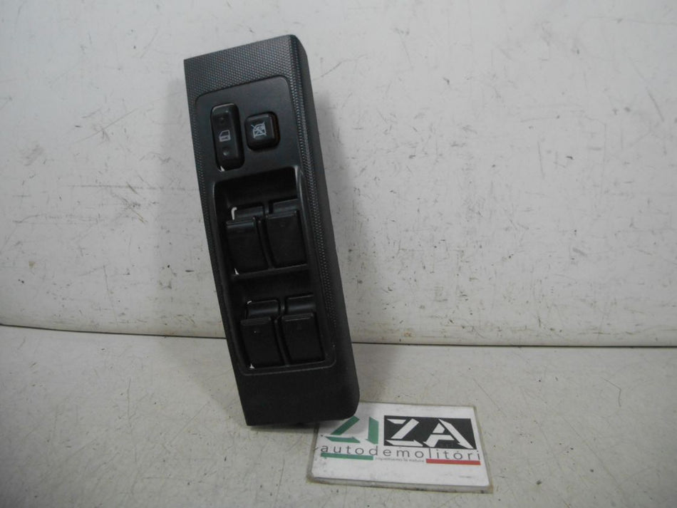 Pulsantiera Alzacristalli Anteriore Sinistra Toyota Corolla Verso 2008 84820-0F030