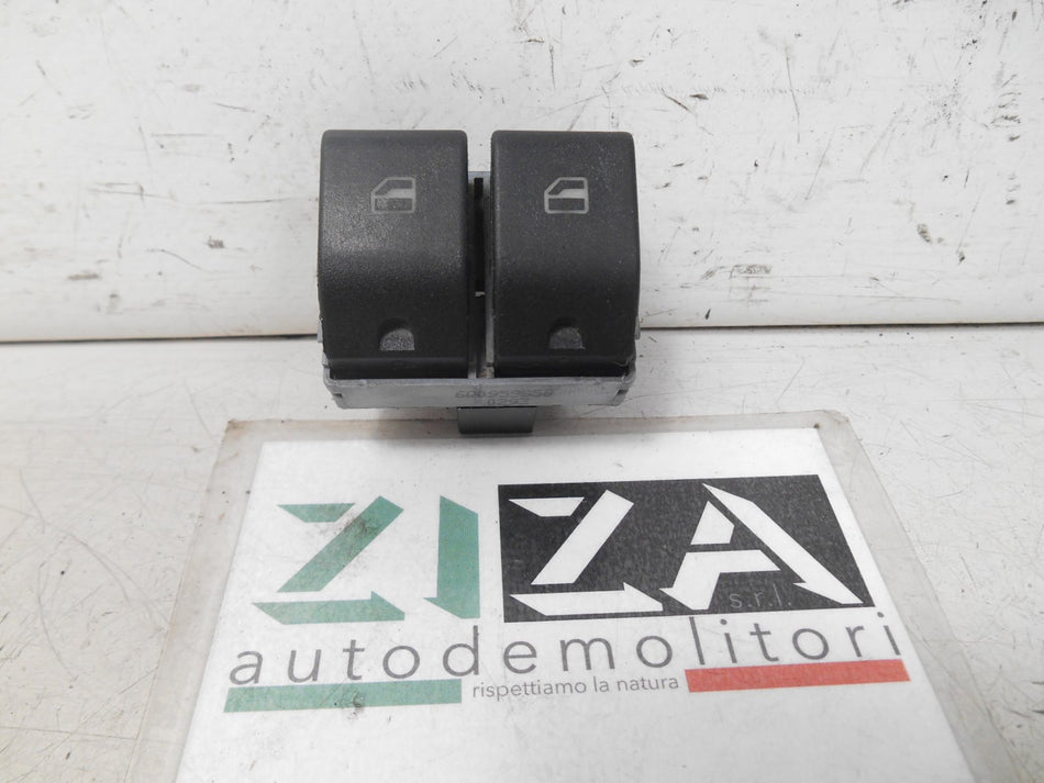 Pulsantiera Alzacristalli Sinistra Seat Ibiza 6L 2003 6Q0959858