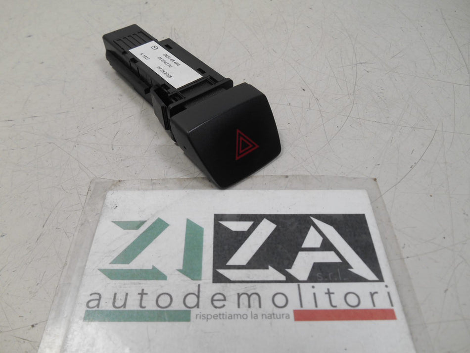 Pulsante 4 Frecce Emergenza Mazda 2 DE 2008 D651664H0