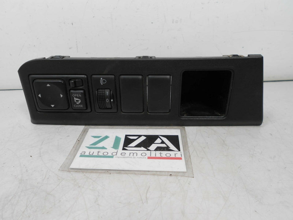 Pulsantiera Luci Specchietti Nissan Note 2010 68485-9U100