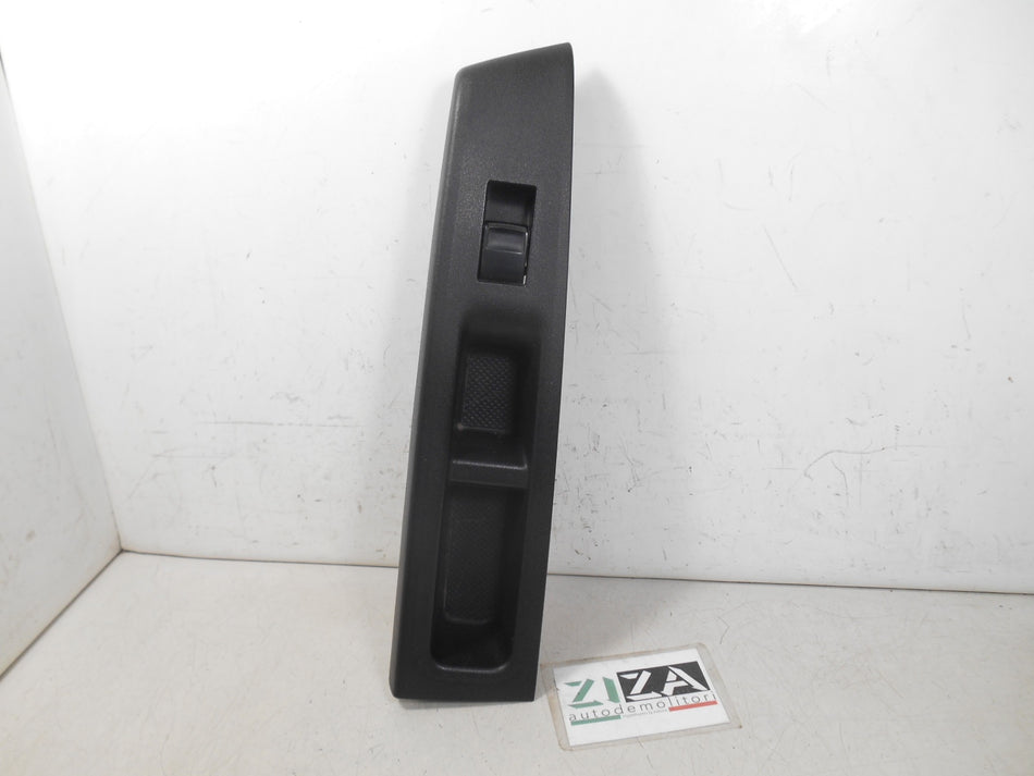 Pulsantiera Alzacristalli Anteriore Destra Toyota Yaris XP130 2014 74231-0D660 74231-0D330