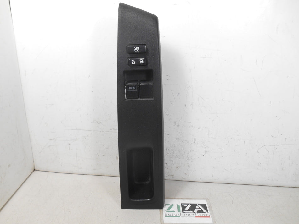 Pulsantiera Alzacristalli Anteriore Sinistra Toyota Yaris XP130 2014 74232-0D330 74232-0D650