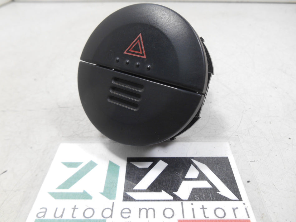 Pulsante 4 Frecce Emergenza Nissan X-Trail T30 2006