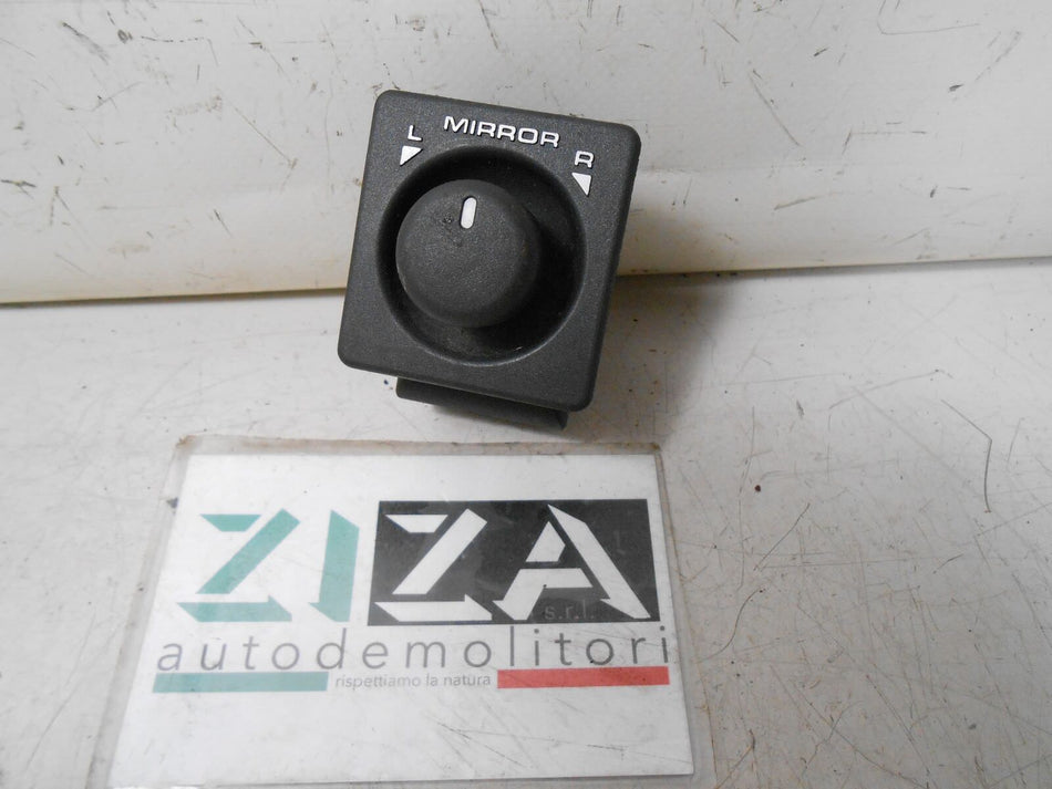 Pulsante Regolazione Specchietti Land Rover Freelander 2001 YUH100270