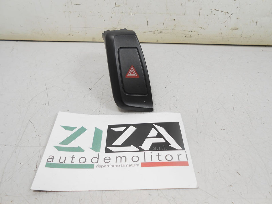 Pulsante 4 Frecce Emergenza Audi A5 2010 8K1941509