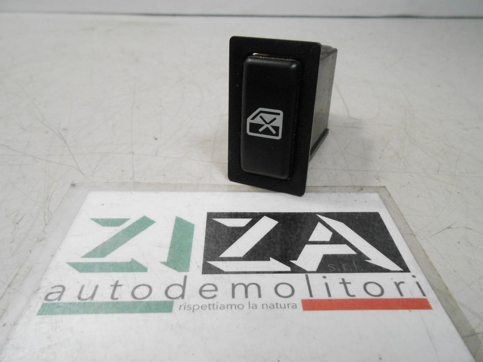 Pulsante Blocco Alzacristalli Toyota Celica T230 2000 157438